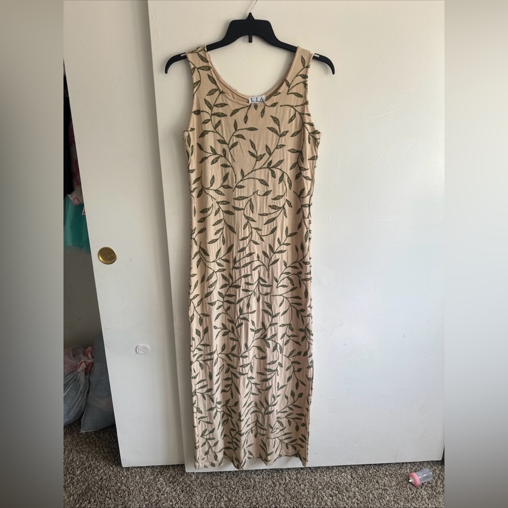 Sleeveless Cream Maxi Dress with Sequin Olive Leaf Print